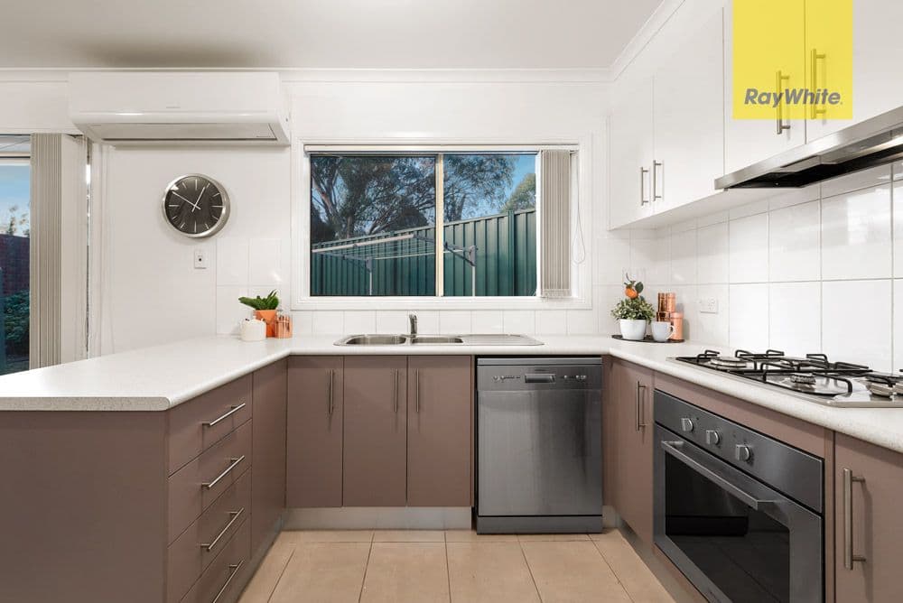11 Quinn Court, Lysterfield VIC 3156, Lysterfield - Thumbnail 2