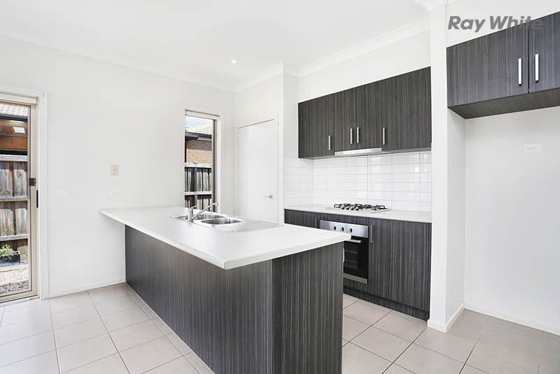 29 Rivulet Drive, Point Cook VIC 3030, Point Cook - Thumbnail 6