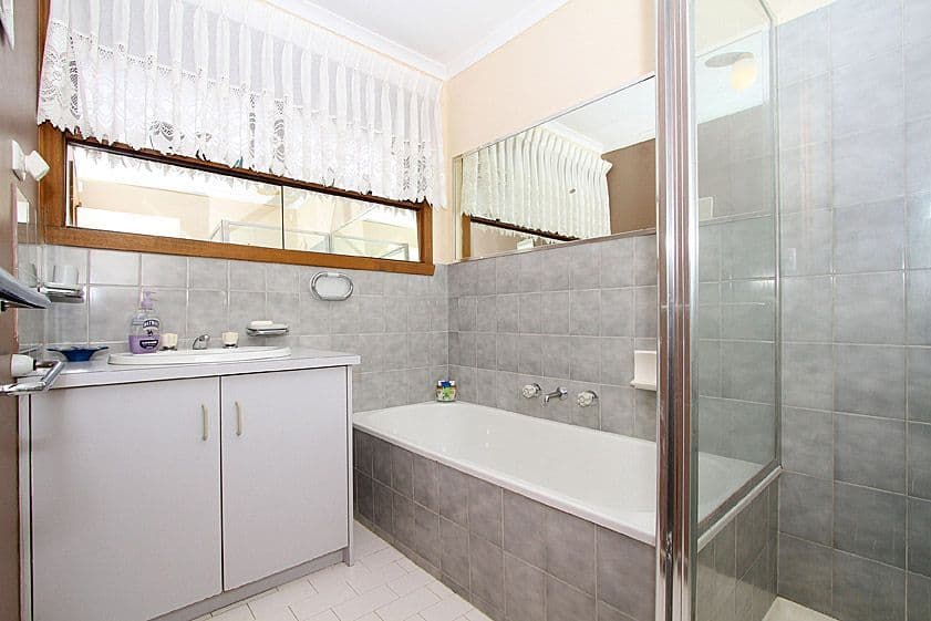 2 Von Nida Court, MILL PARK VIC 3082, Mill Park - Thumbnail 7