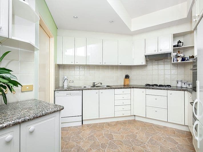 12/164F Burwood Road, Concord - Thumbnail 3