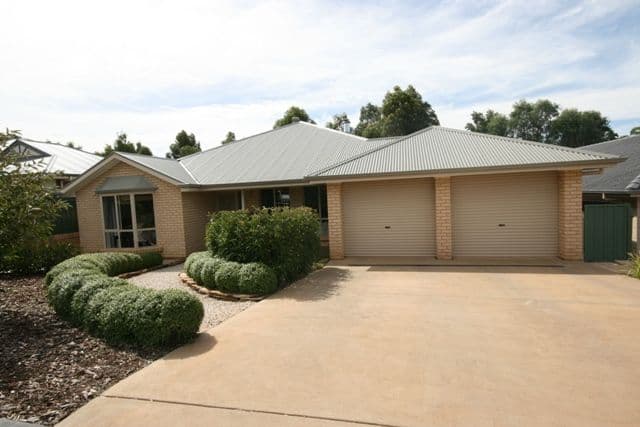 8 Pandappa Drive, CLARE SA 5453, Clare - Thumbnail 2