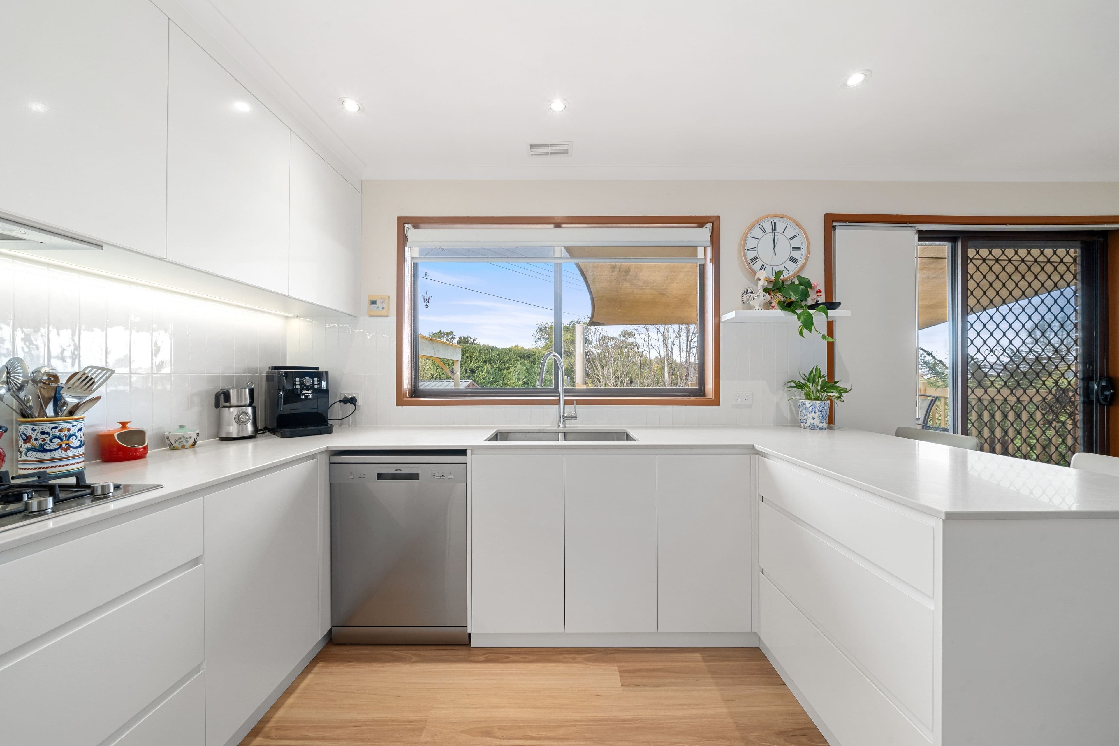 353 Bugden Avenue, Fadden ACT 2904, Fadden - Thumbnail 4