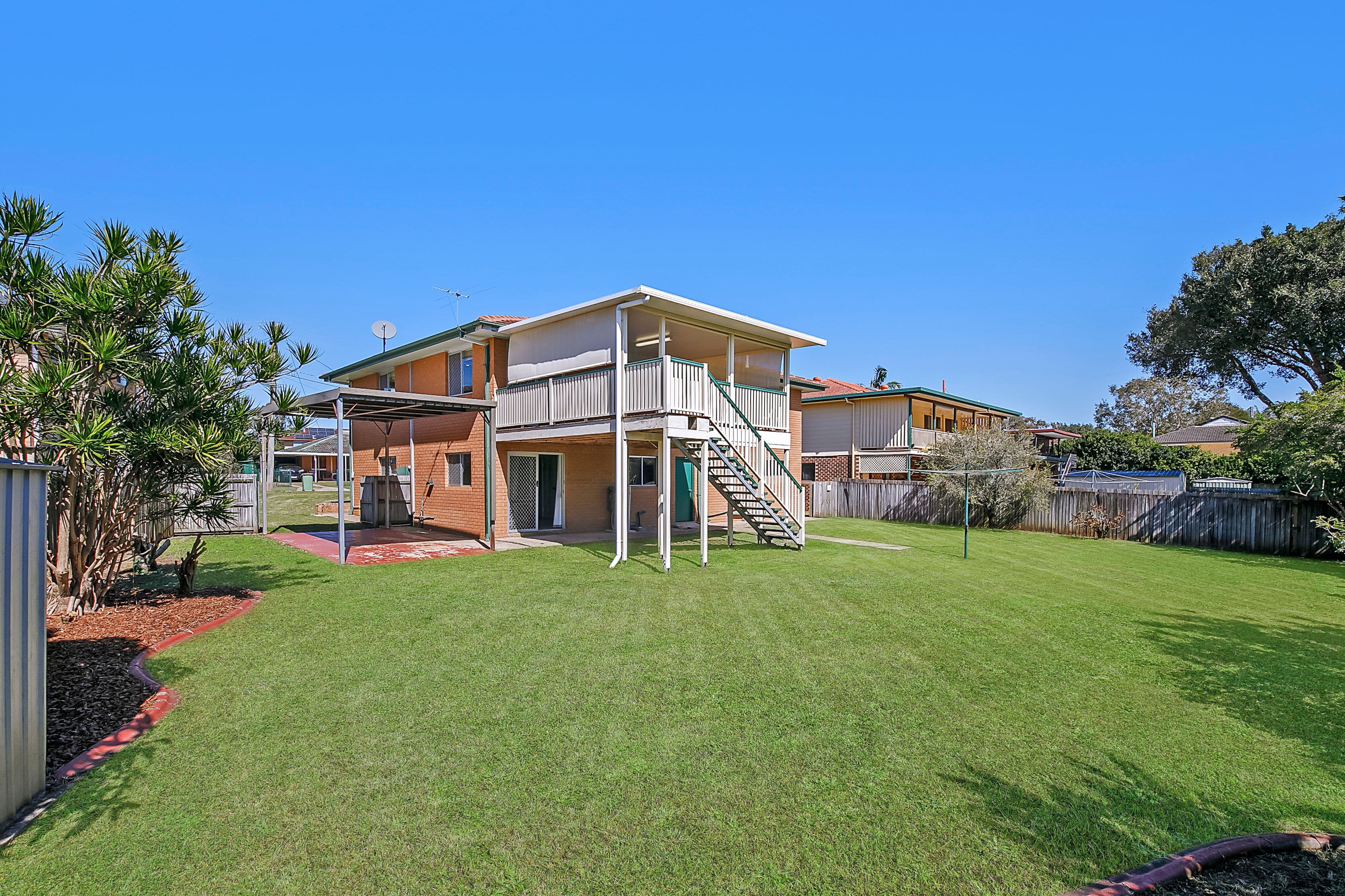 8 Holloway Street, Birkdale QLD 4159, Birkdale - Thumbnail 2
