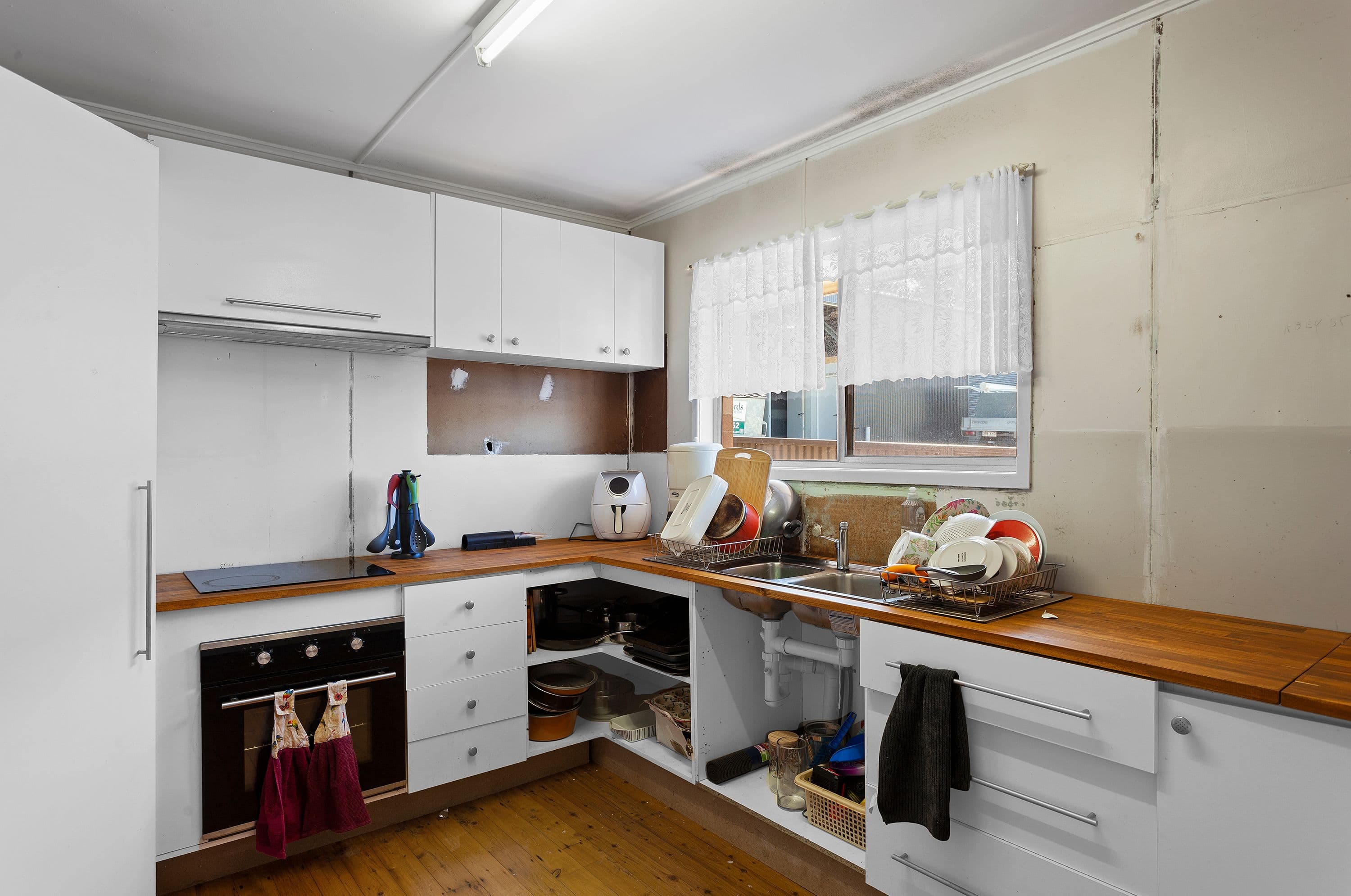 15 Stradbroke Street, Rockville QLD 4350, Rockville - Thumbnail 4