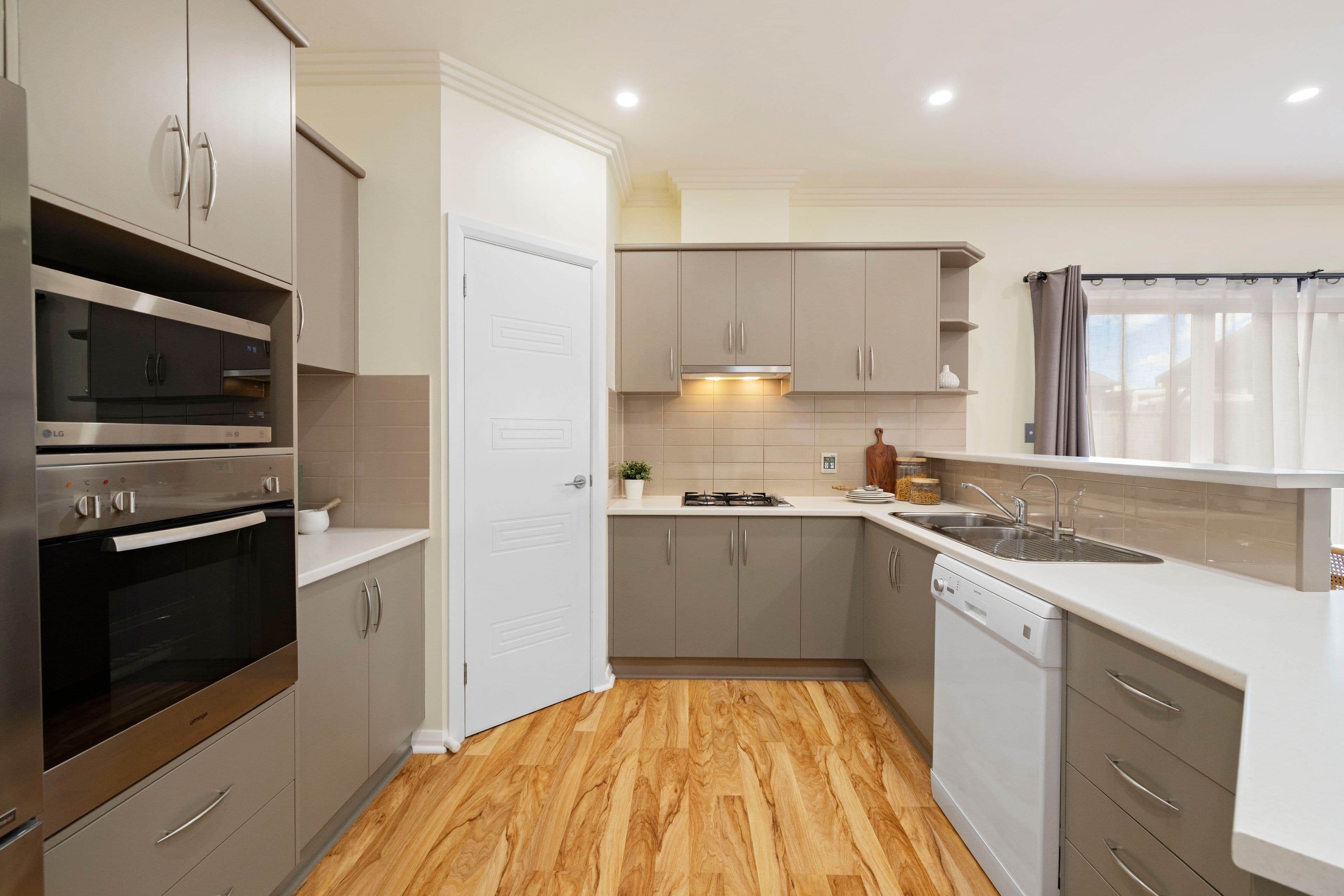 2 Eldridge Crescent, Grange SA 5022, Grange - Thumbnail 6