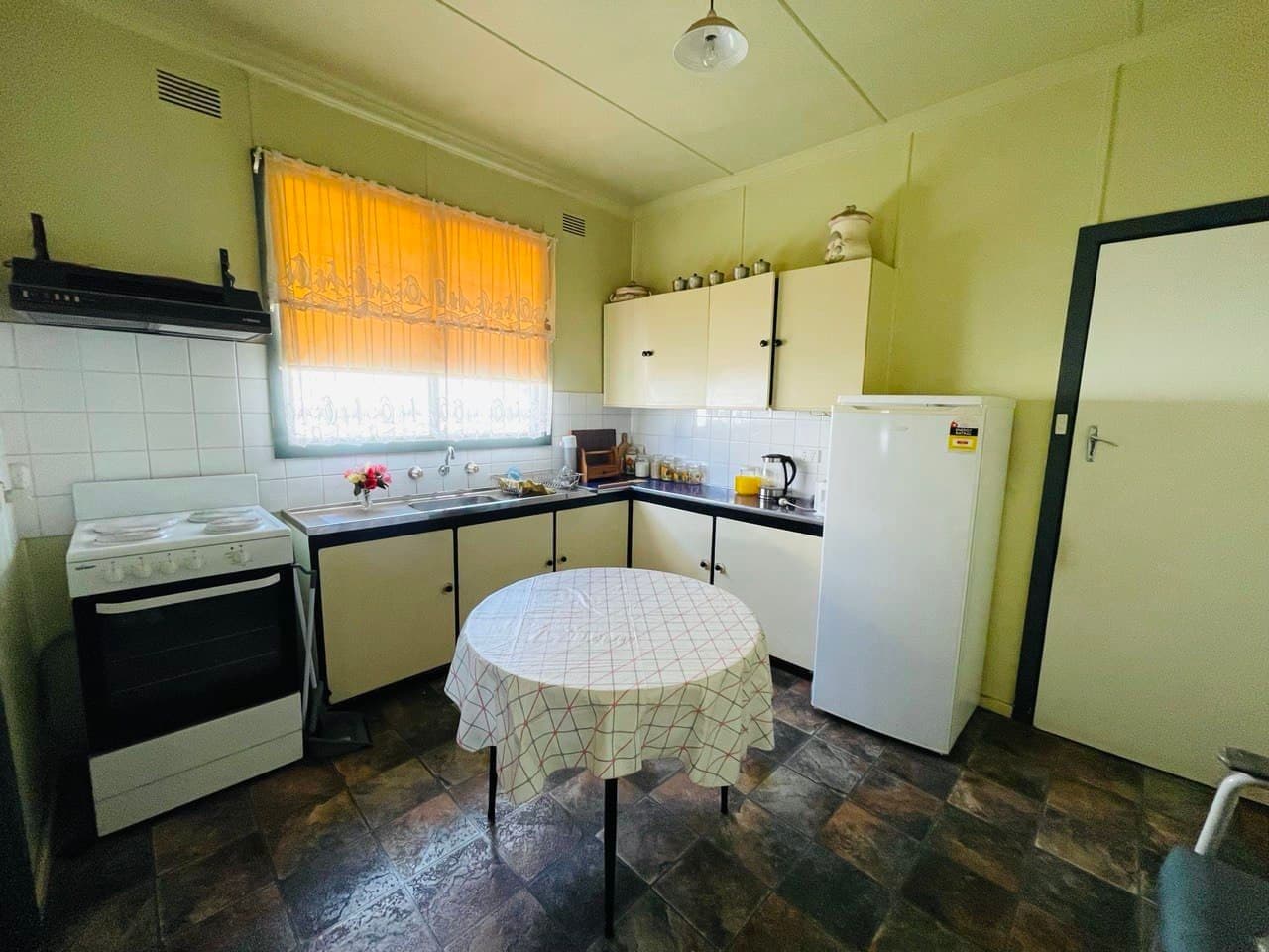14 Brady Street, Condobolin NSW 2877, Condobolin - Thumbnail 8