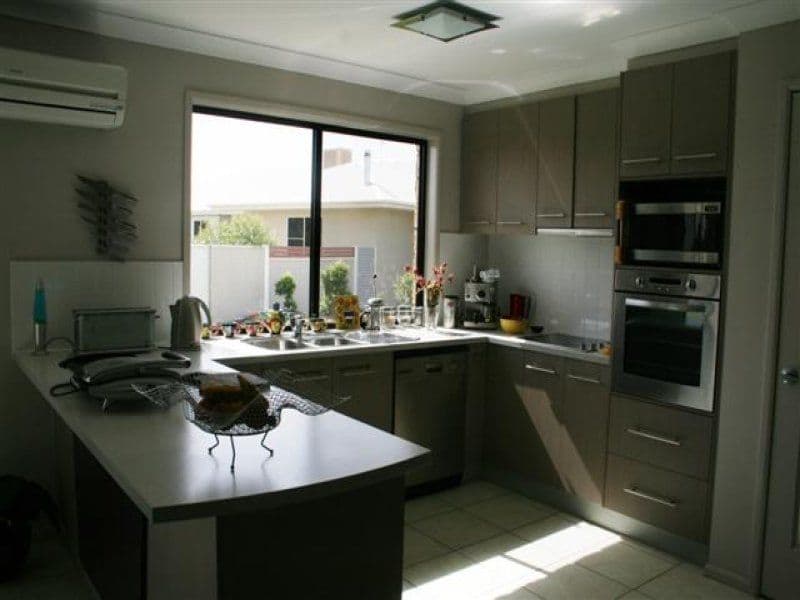 3 Norman Court, ROMA QLD 4455, Roma - Thumbnail 5