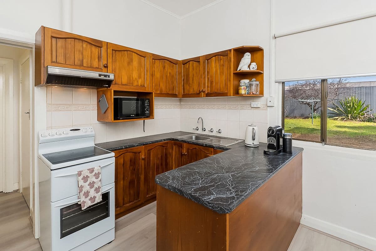 175 Railway Terrace, Tailem Bend SA 5260, Tailem Bend - Thumbnail 4
