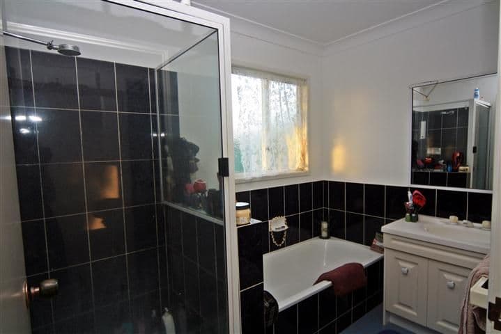 12 Lynette Street, DALBY QLD 4405, Dalby - Thumbnail 5