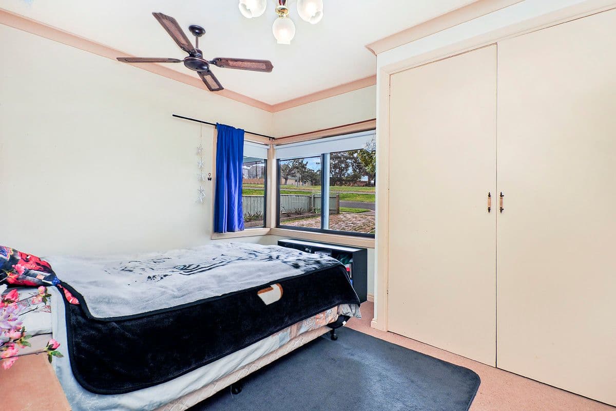 105 Coleraine Road, Hamilton VIC 3300, Hamilton - Thumbnail 4