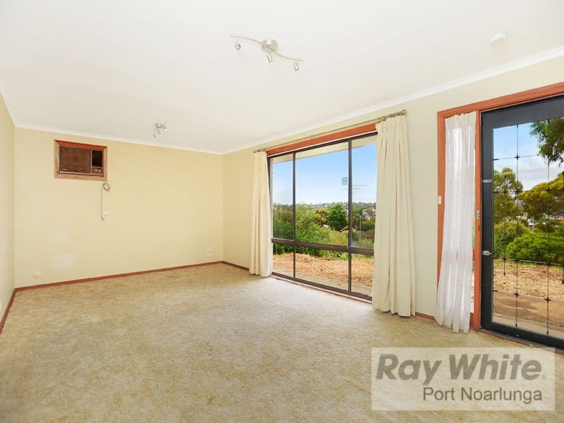 2 Marsden Place, Huntfield Heights SA 5163, Huntfield Heights - Thumbnail 2