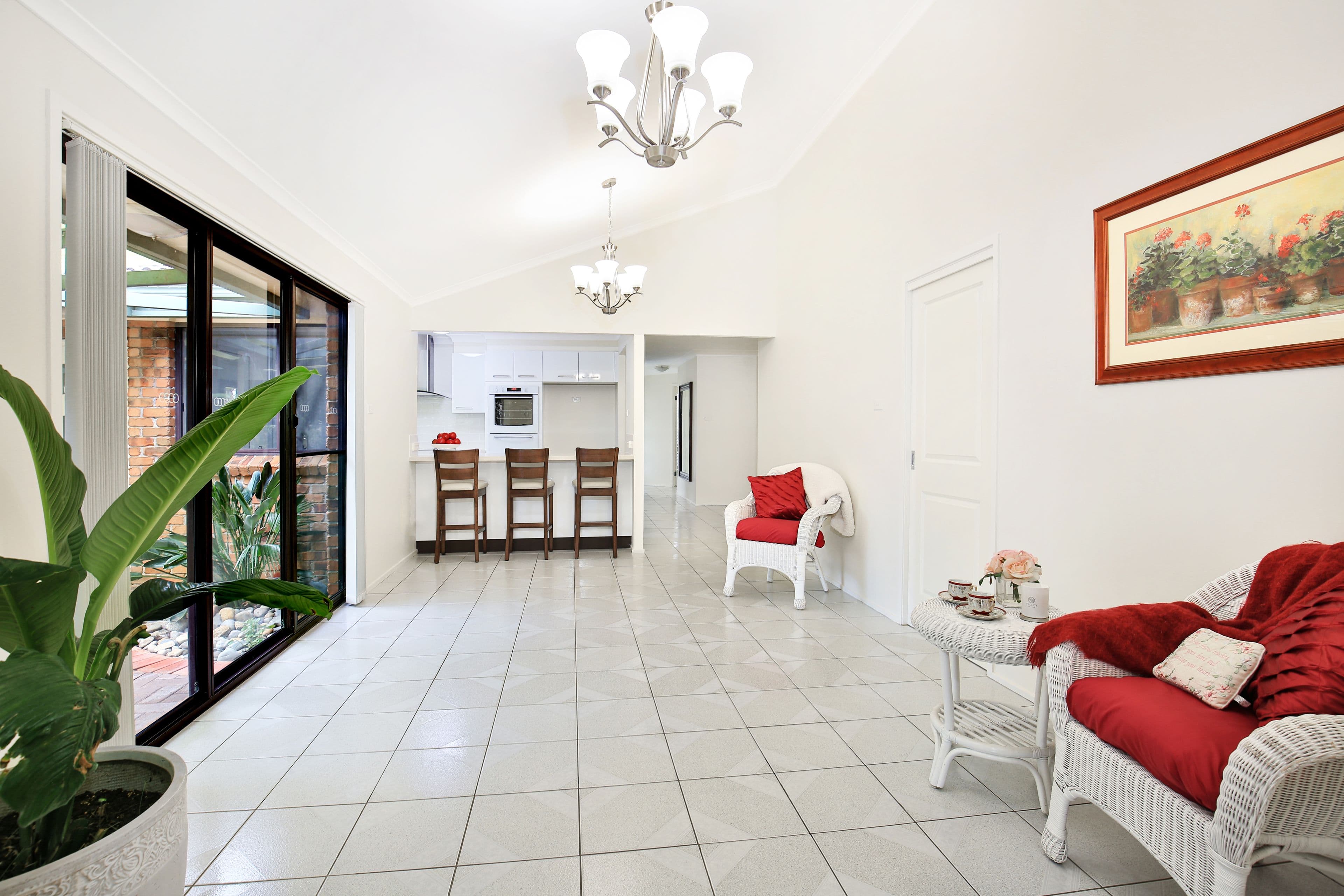 4 Hollyhill Close, Bomaderry NSW 2541, Bomaderry - Thumbnail 3