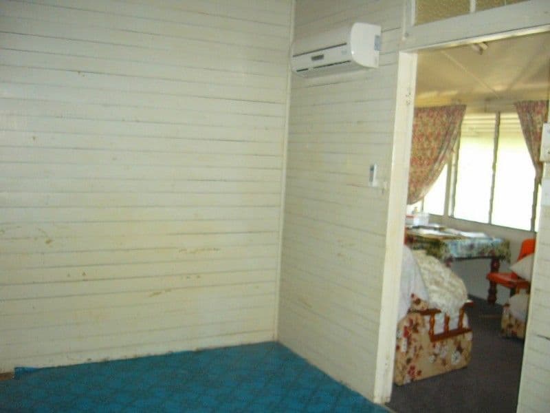 131 Lakes Creek Road, BERSERKER QLD 4701, Berserker - Thumbnail 8