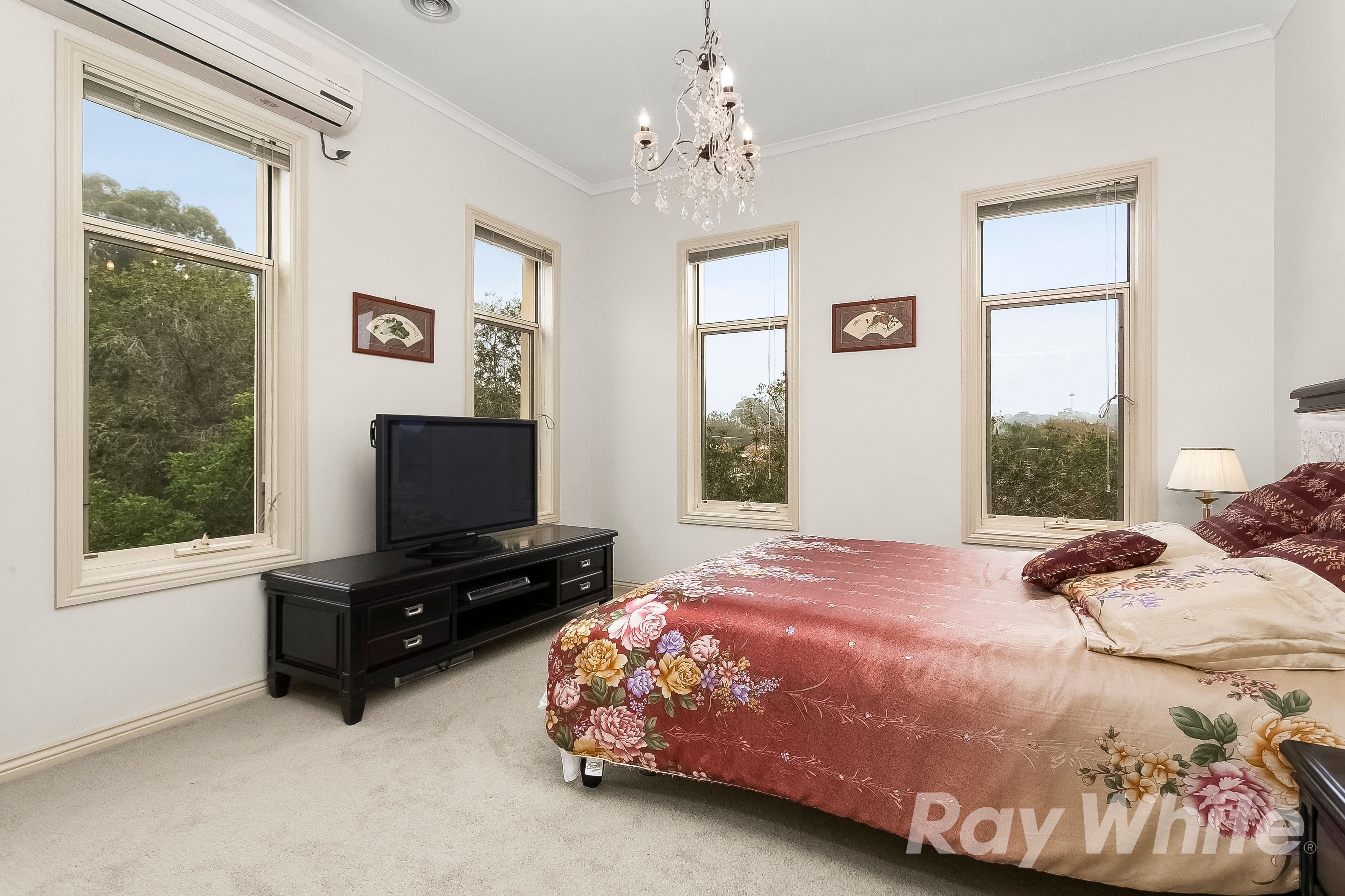 17 Hutchinson Drive, Kew VIC 3101, Kew - Thumbnail 7