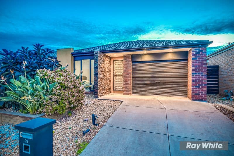 29 Summerhill Street, Tarneit VIC 3029, Tarneit - Thumbnail 2