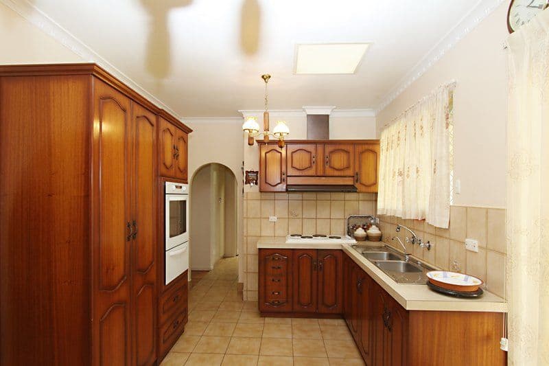 34  Hillsea Avenue, CLEARVIEW SA 5085, Clearview - Thumbnail 4