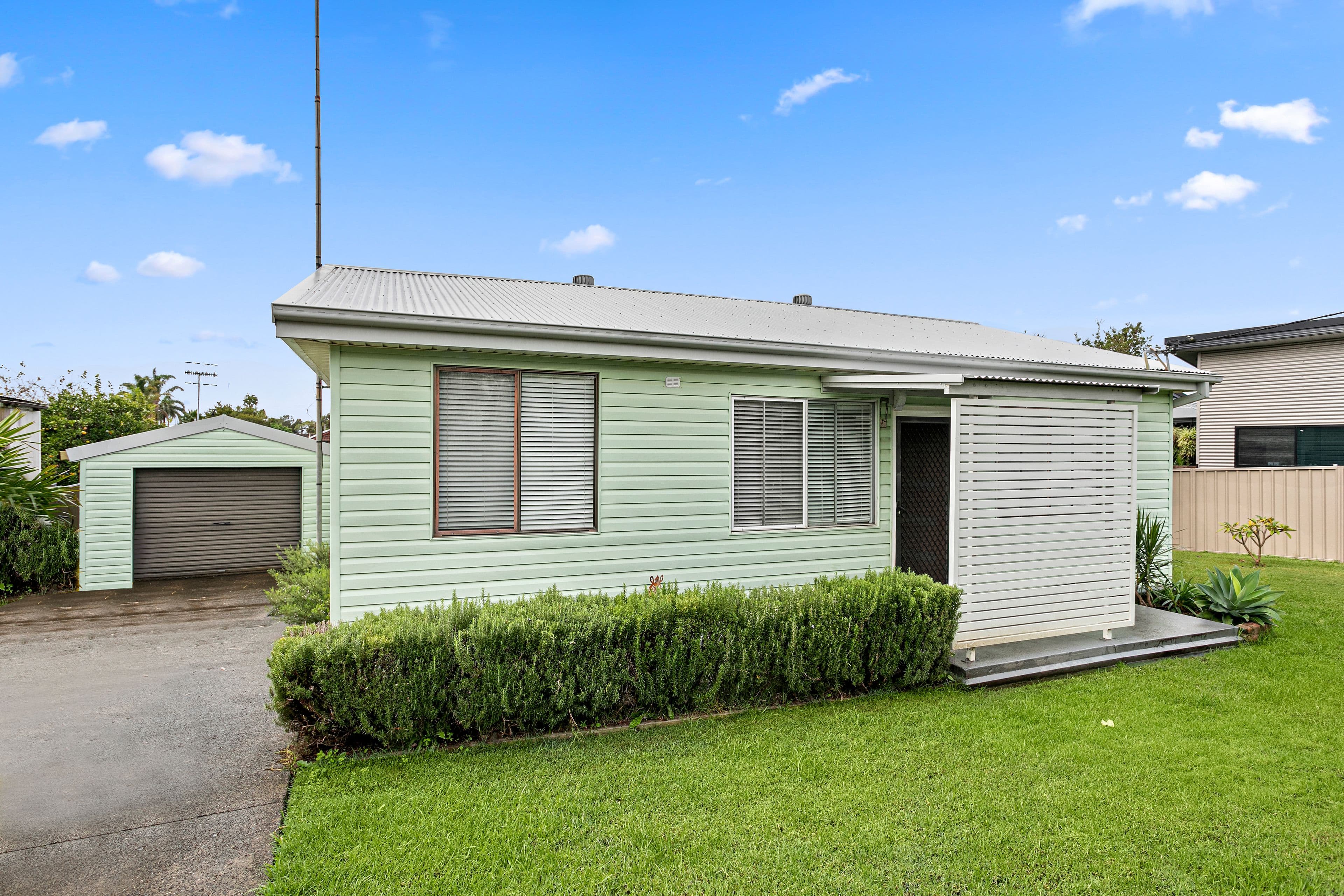 28 McGregor Avenue, Barrack Heights NSW 2528, Barrack Heights - Image 1