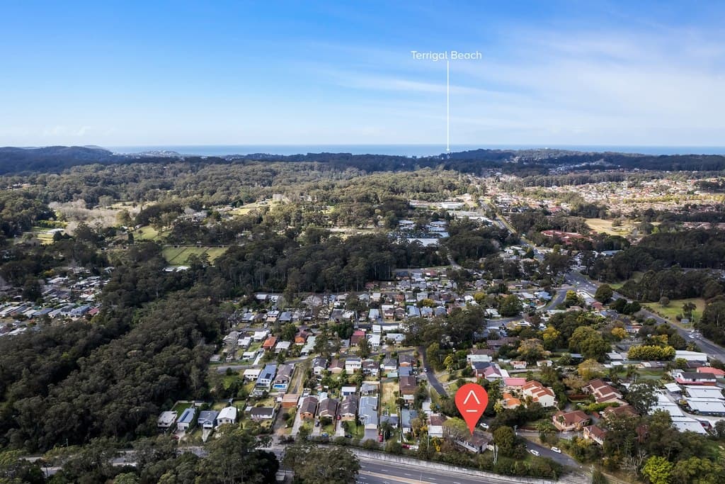 3 Dakara Avenue, Erina - Image 1