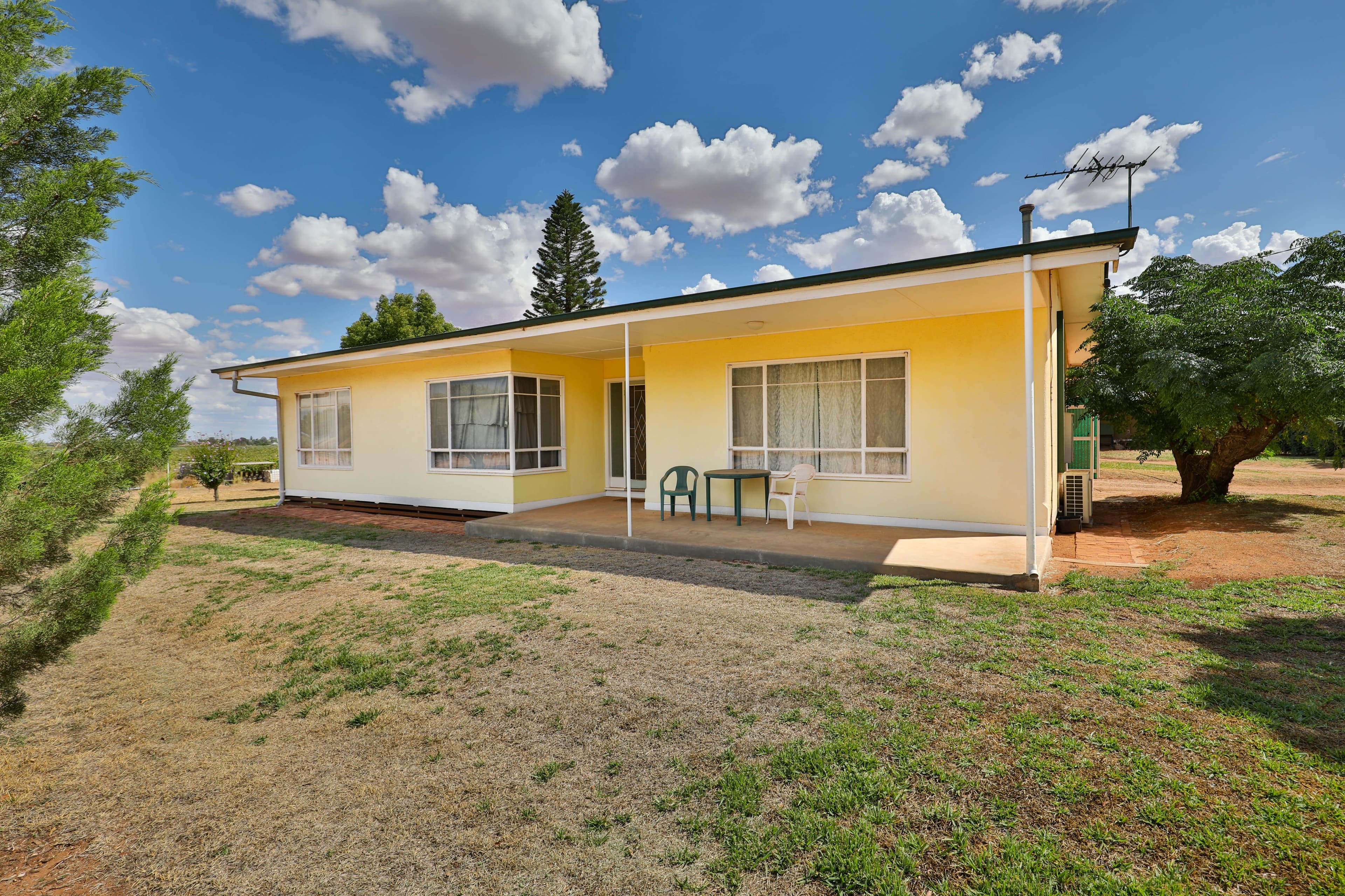 28 Old Dairtnunk Road, Irymple VIC 3498, Irymple - Thumbnail 2