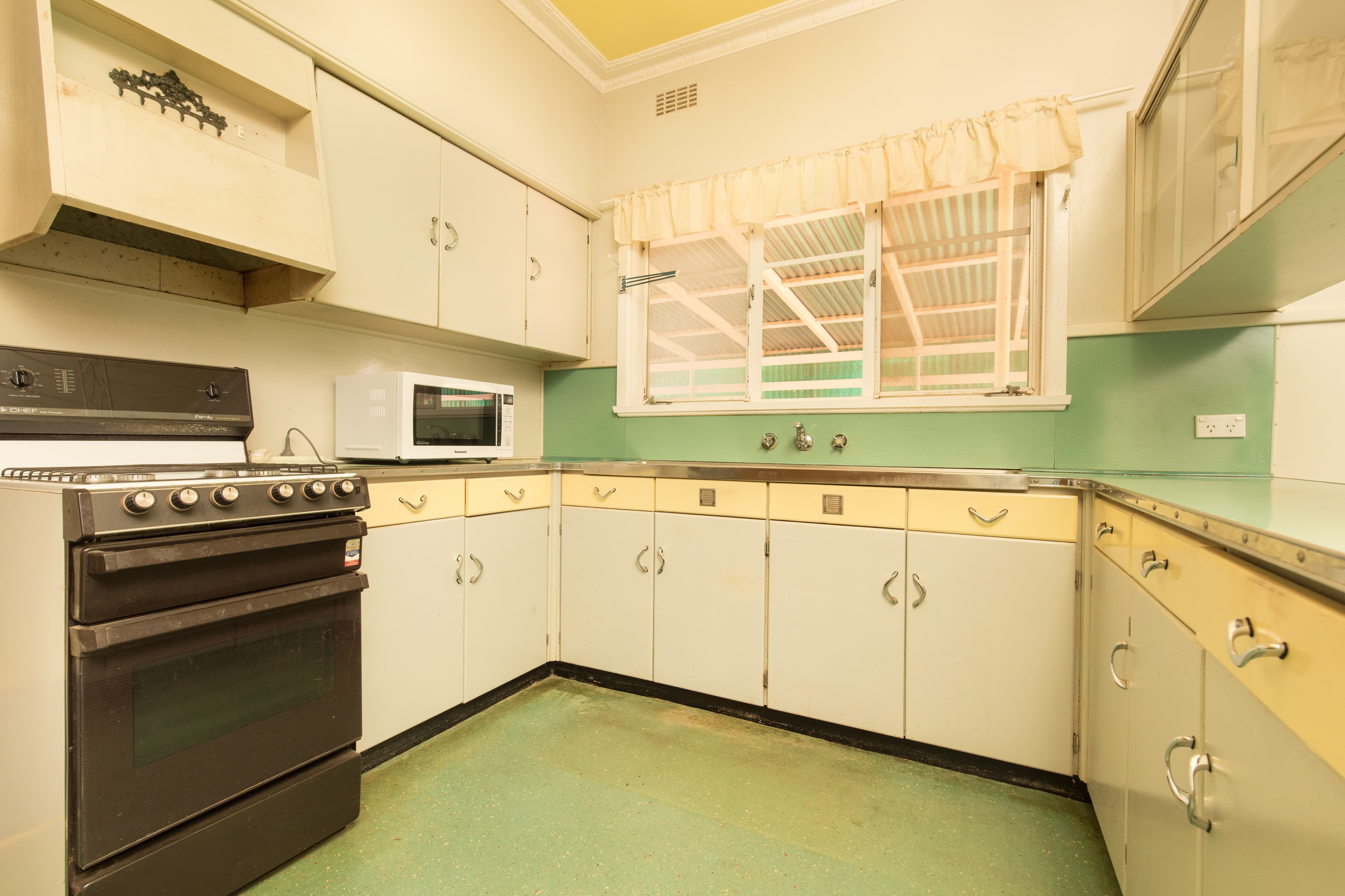 28 Old Dairtnunk Road, Irymple VIC 3498, Irymple - Thumbnail 3