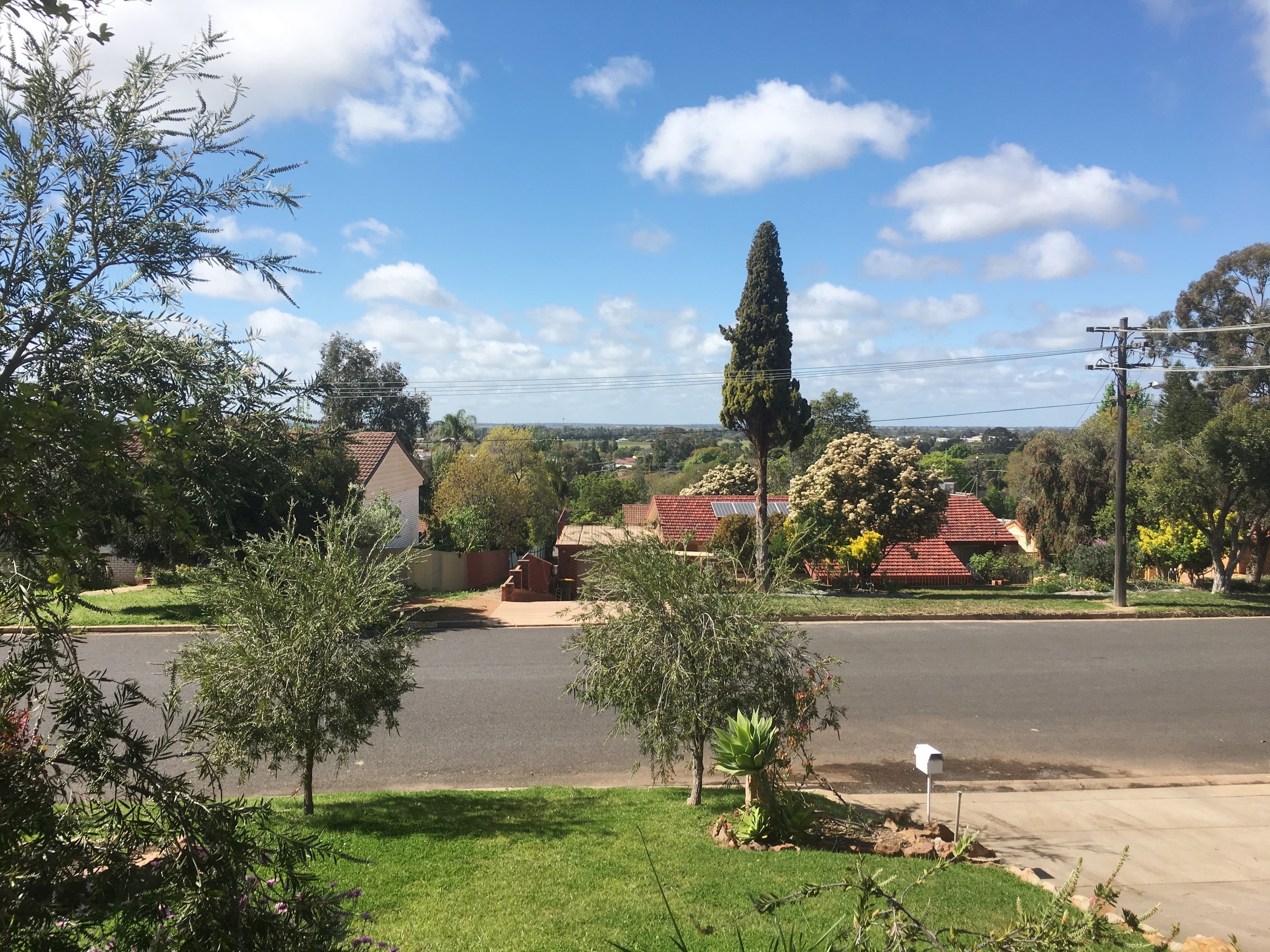 34 Lawford Crescent, Griffith - Thumbnail 6
