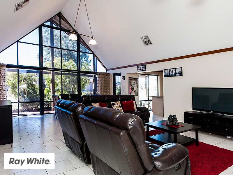 19 Woburn Park Avenue, Ellenbrook WA 6069, Ellenbrook - Thumbnail 4