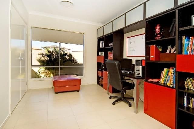 7 Edgewater Place, HELENSVALE QLD 4212, Helensvale - Thumbnail 4
