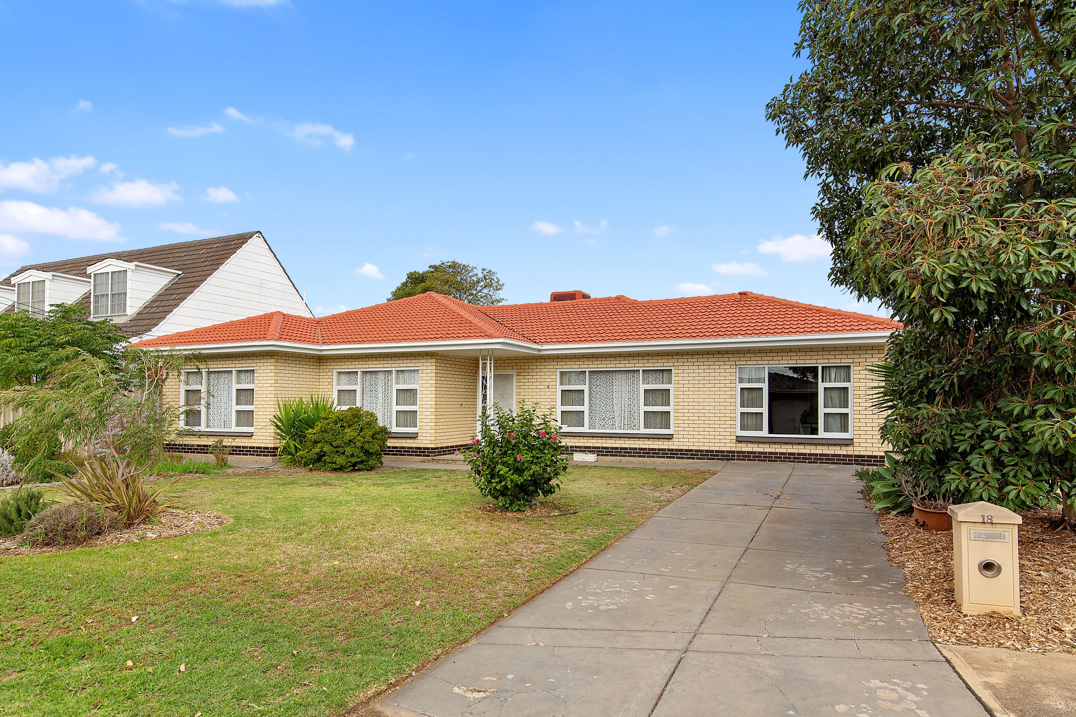18 Baltic Avenue, West Beach SA 5024, West Beach - Thumbnail 2