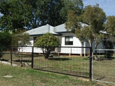 4 Blaxland Court, Laidley North, QLD, 4341, Laidley North - Image 1