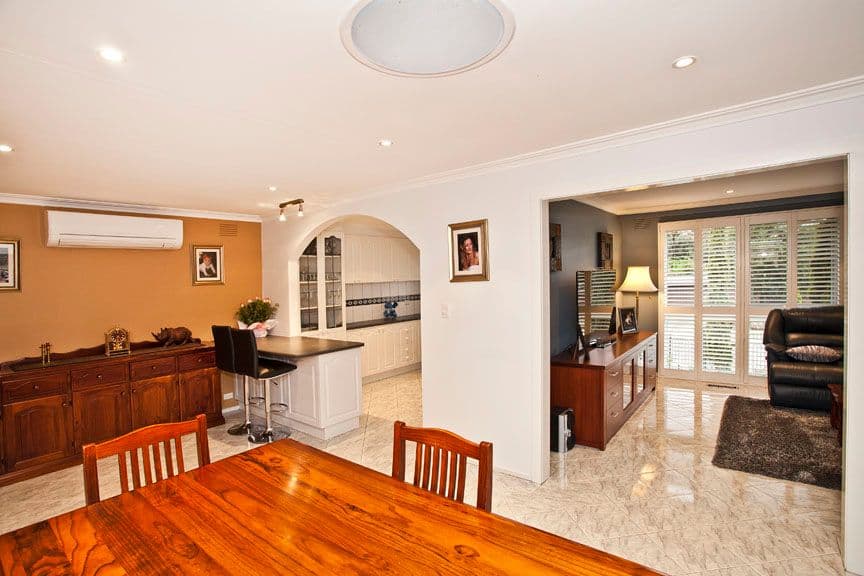 24 Walbrook Drive, VERMONT SOUTH VIC 3133, Vermont South - Thumbnail 4