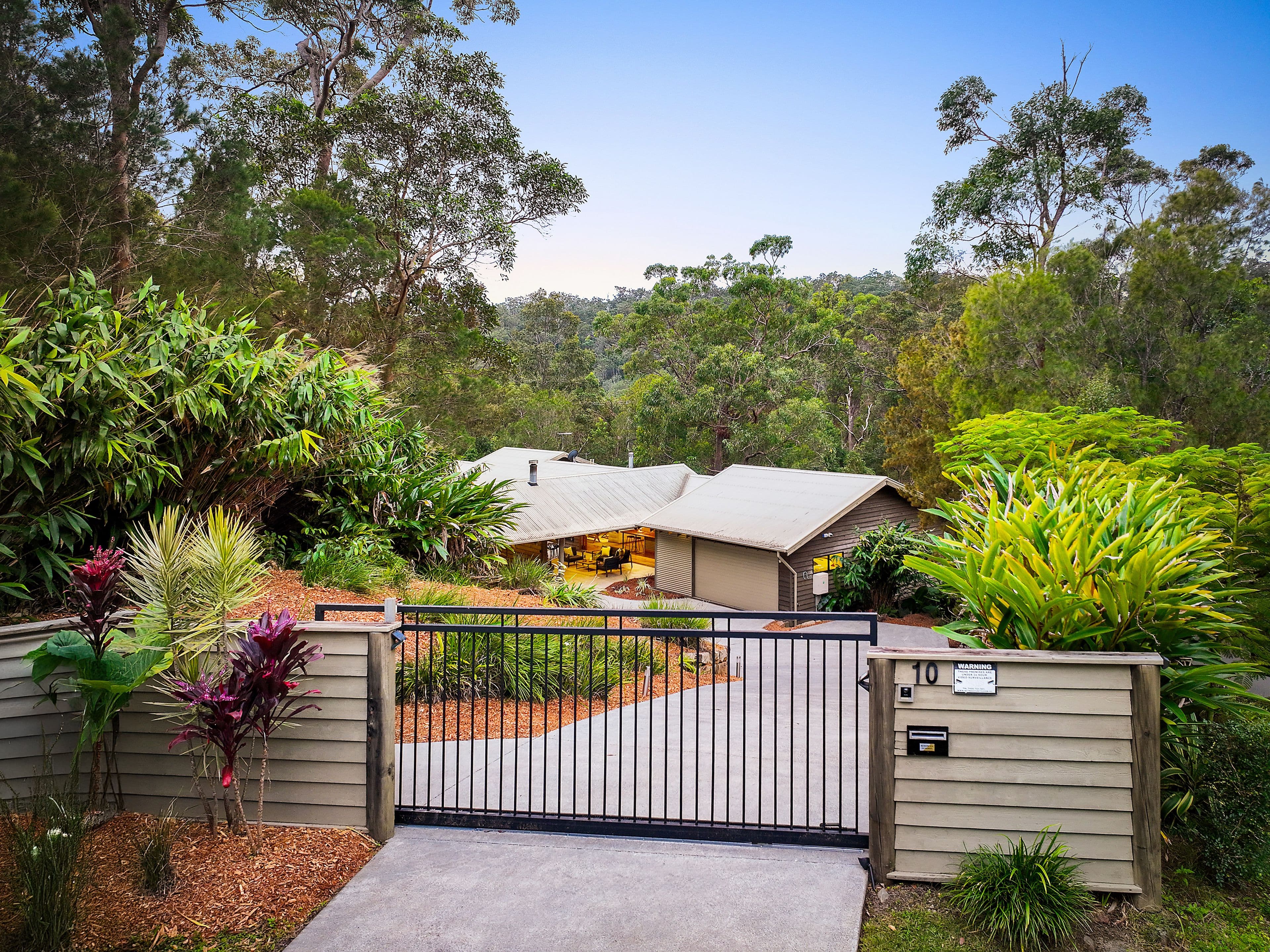 10 Tahlia Court, Bonogin QLD 4213, Bonogin - Thumbnail 3