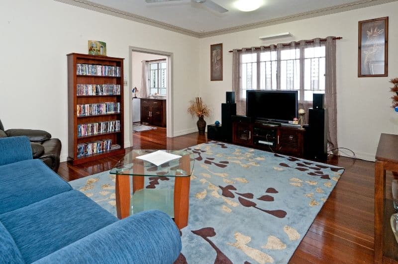76 Pine Street, NORTH IPSWICH QLD 4305, North Ipswich - Thumbnail 2