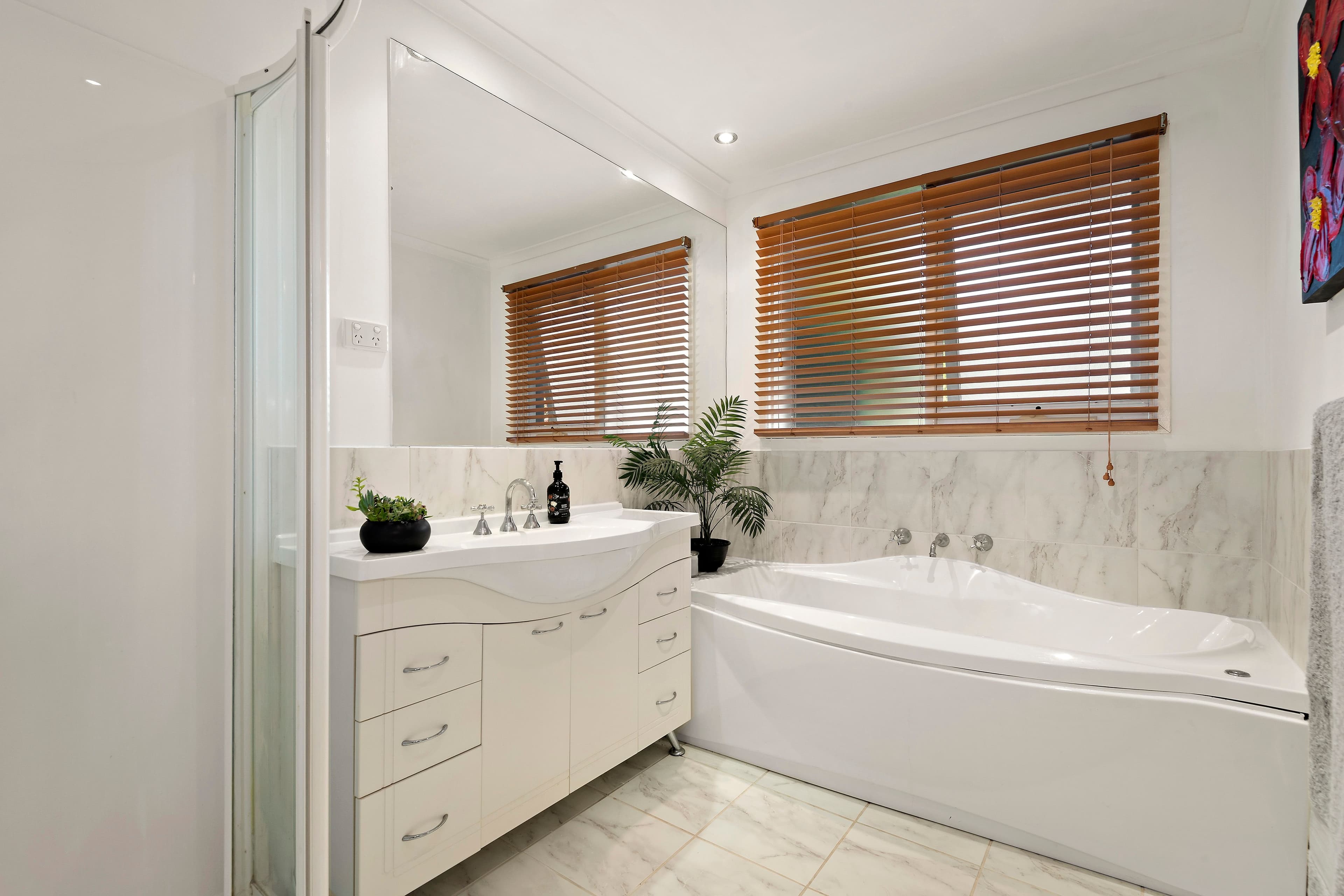 208 Heatherhill Road, Frankston VIC 3199, Frankston - Thumbnail 8