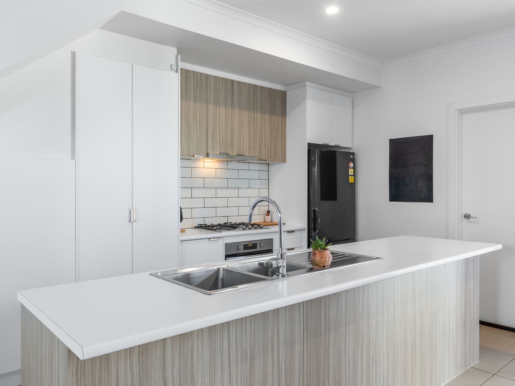 300 Main South Road, Morphett Vale SA 5162, Morphett Vale - Thumbnail 4