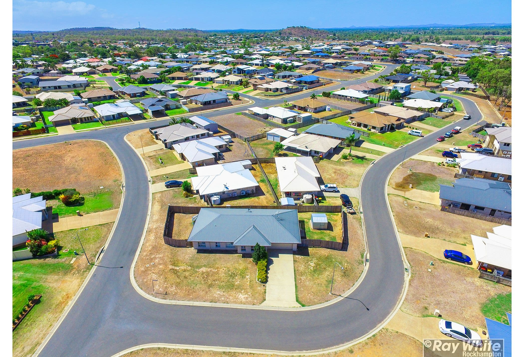 20 Tippett Crescent, Gracemere QLD 4702, Gracemere - Thumbnail 2