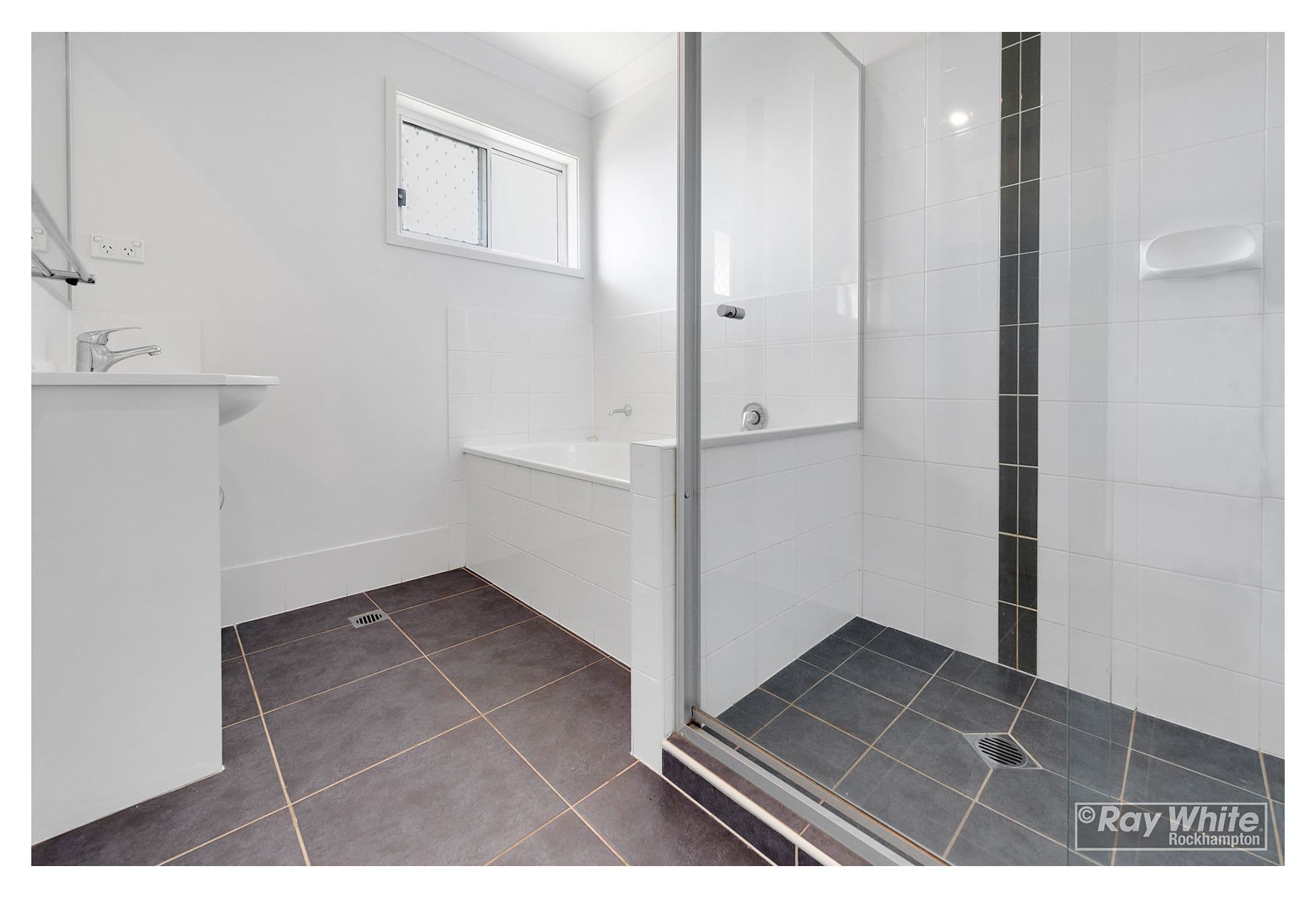20 Tippett Crescent, Gracemere QLD 4702, Gracemere - Thumbnail 5