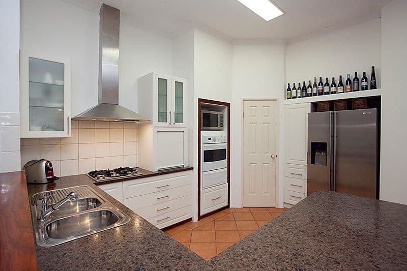 35 Palmateer Drive, CARMEL WA 6076, Carmel - Thumbnail 2