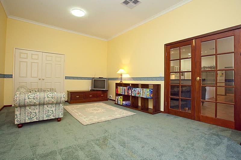 35 Palmateer Drive, CARMEL WA 6076, Carmel - Thumbnail 6