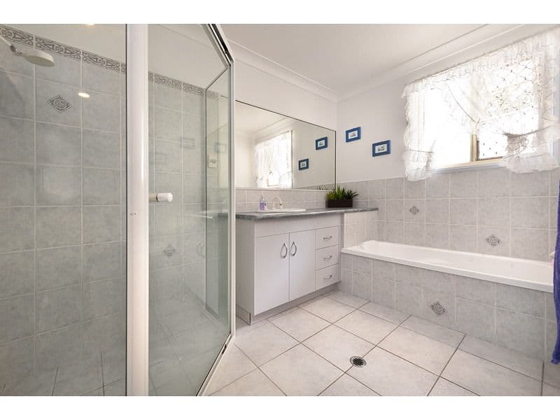 6 Temple Place, FRENCHVILLE QLD 4701, Frenchville - Thumbnail 7