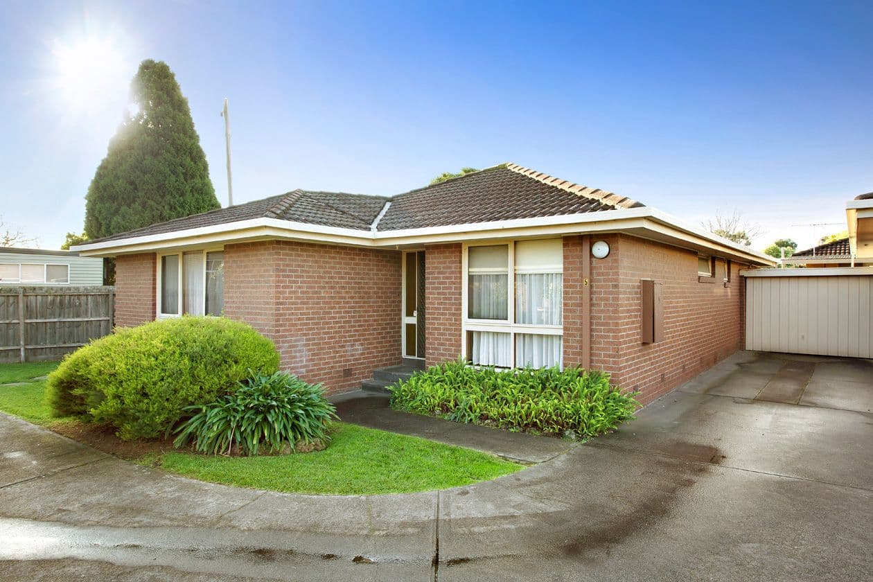 3-5 Carlisle Crescent, HUGHESDALE VIC 3166, Hughesdale - Image 1