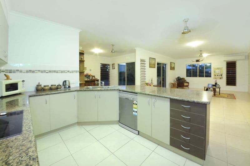 4 Keith Johns Drive, PROSERPINE QLD 4800, Proserpine - Thumbnail 2