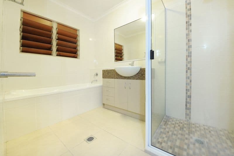 4 Keith Johns Drive, PROSERPINE QLD 4800, Proserpine - Thumbnail 6