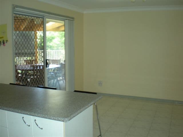 5 Laidley Place, HELENSVALE QLD 4212, Helensvale - Thumbnail 2