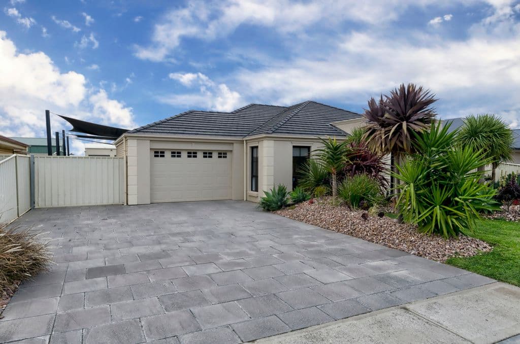 24 Toucan Loop, Aldinga Beach SA 5173, Aldinga Beach - Image 1