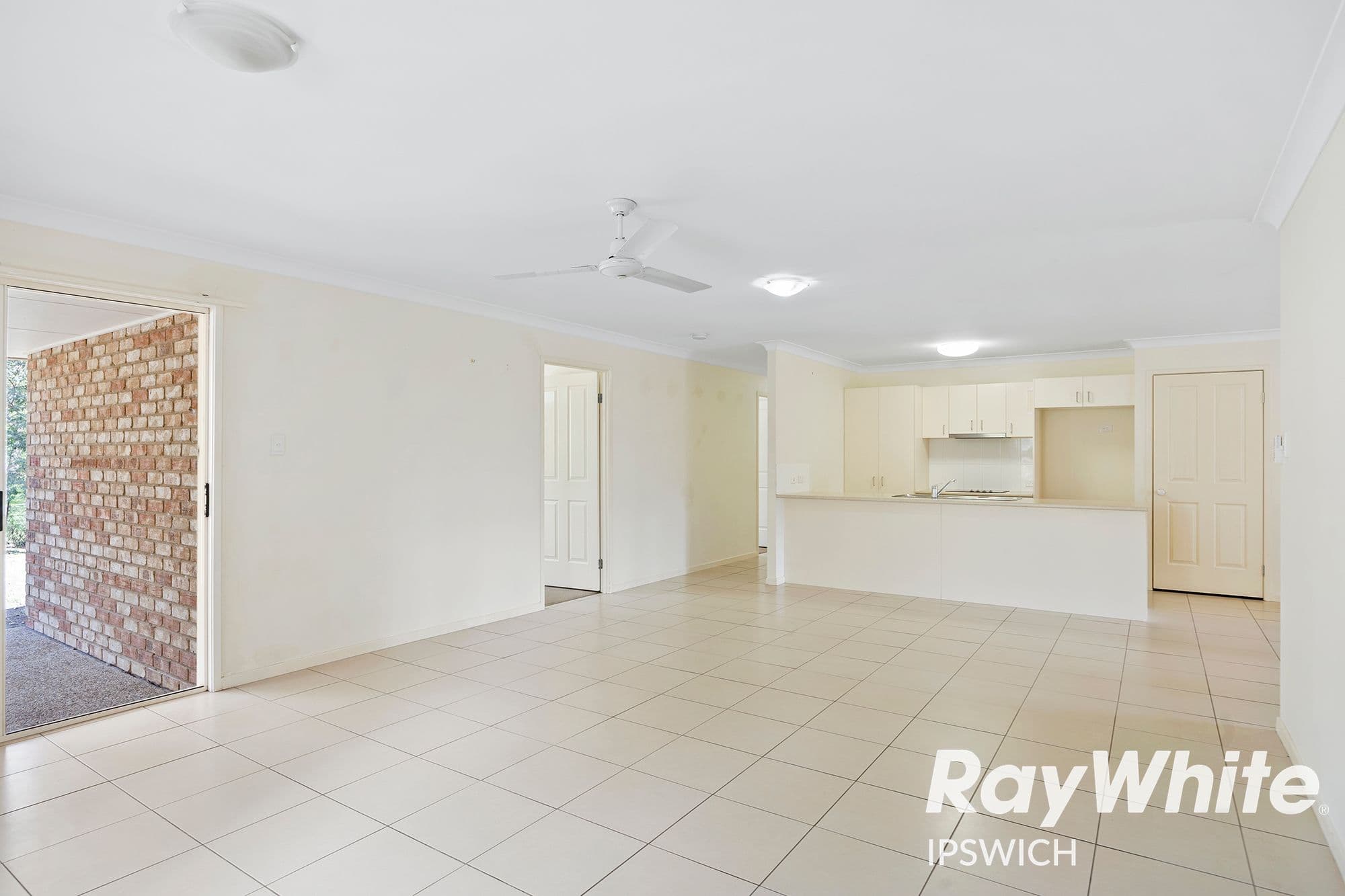6 Chalmers Place, North Ipswich QLD 4305, North Ipswich - Thumbnail 6