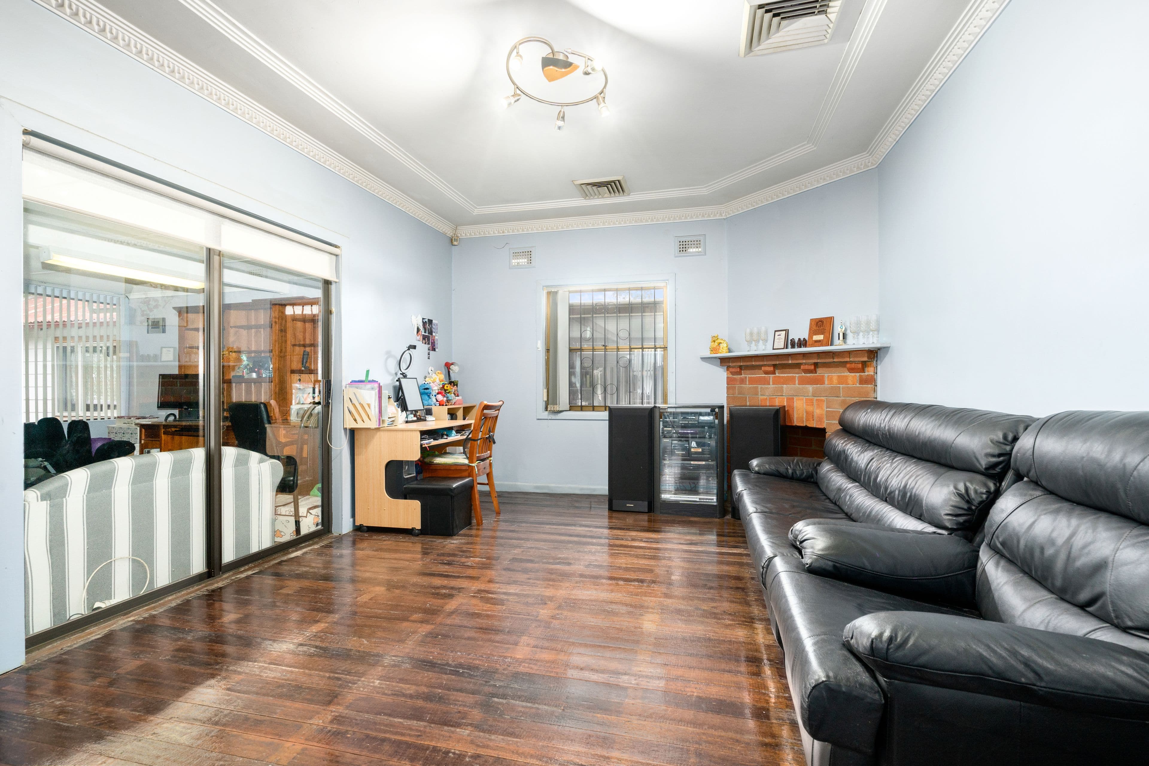 16 Mcintosh Street, Fairfield NSW 2165, Fairfield - Thumbnail 2
