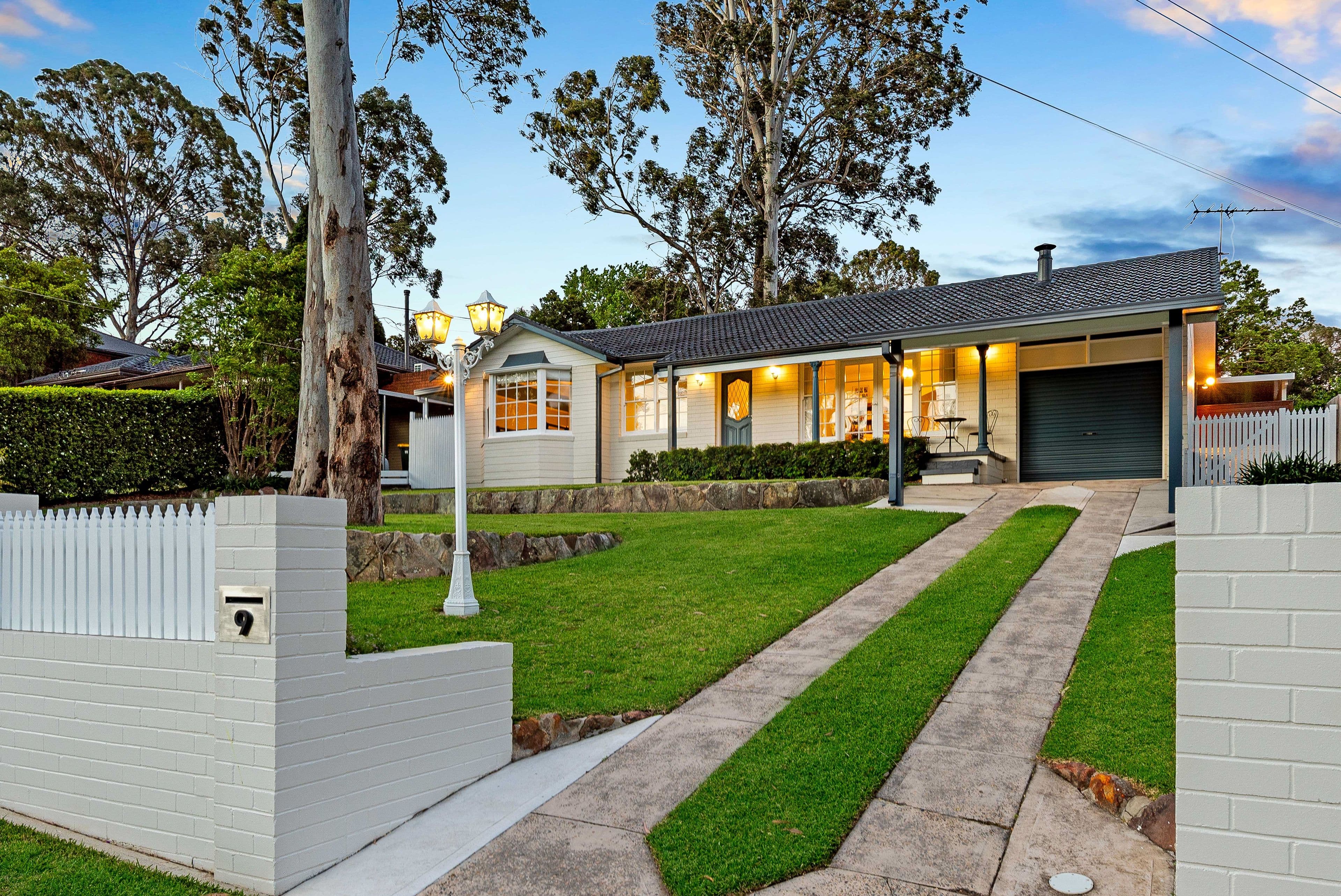 9 Jindabyne Avenue, Baulkham Hills - Image 1