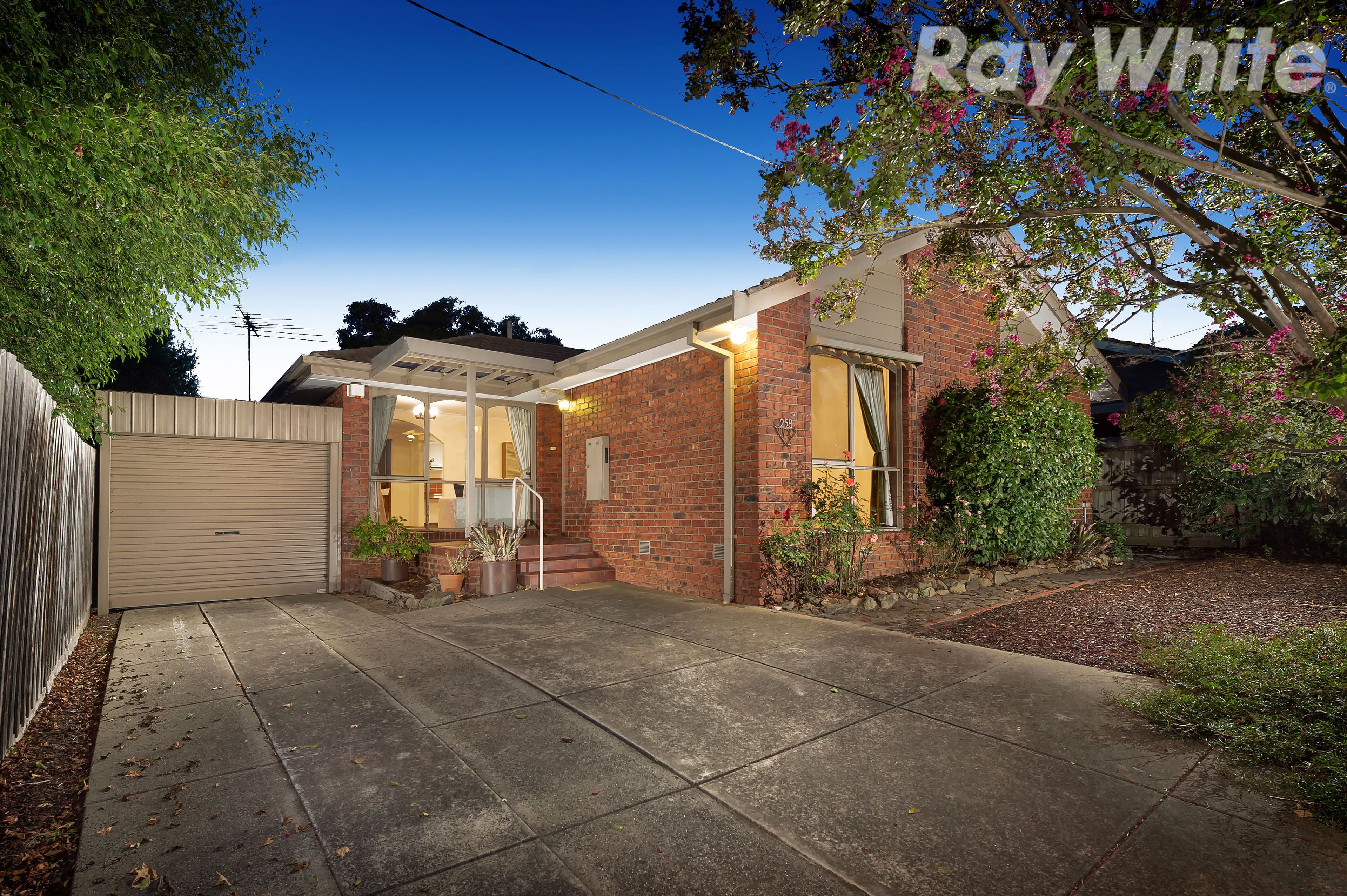 258 Greenhills Road, Bundoora VIC 3083, Bundoora - Image 1
