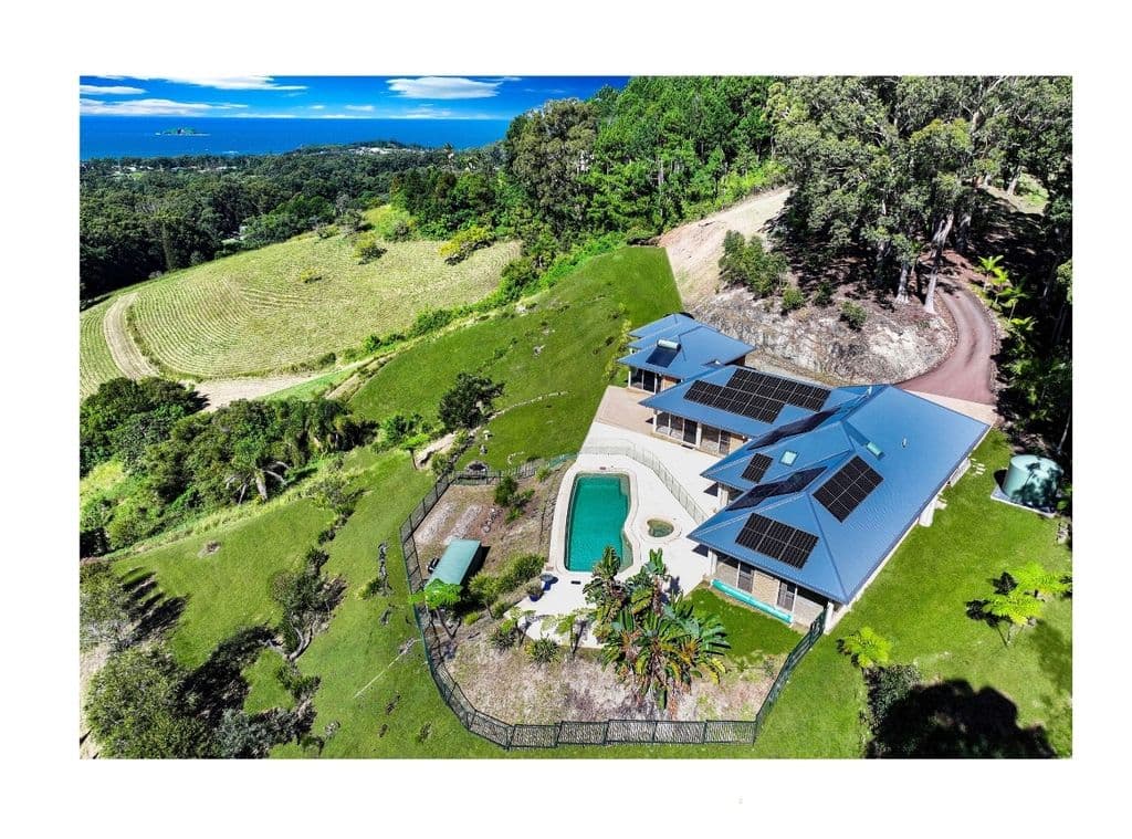 Sapphire Beach, Sapphire Beach - Image 1