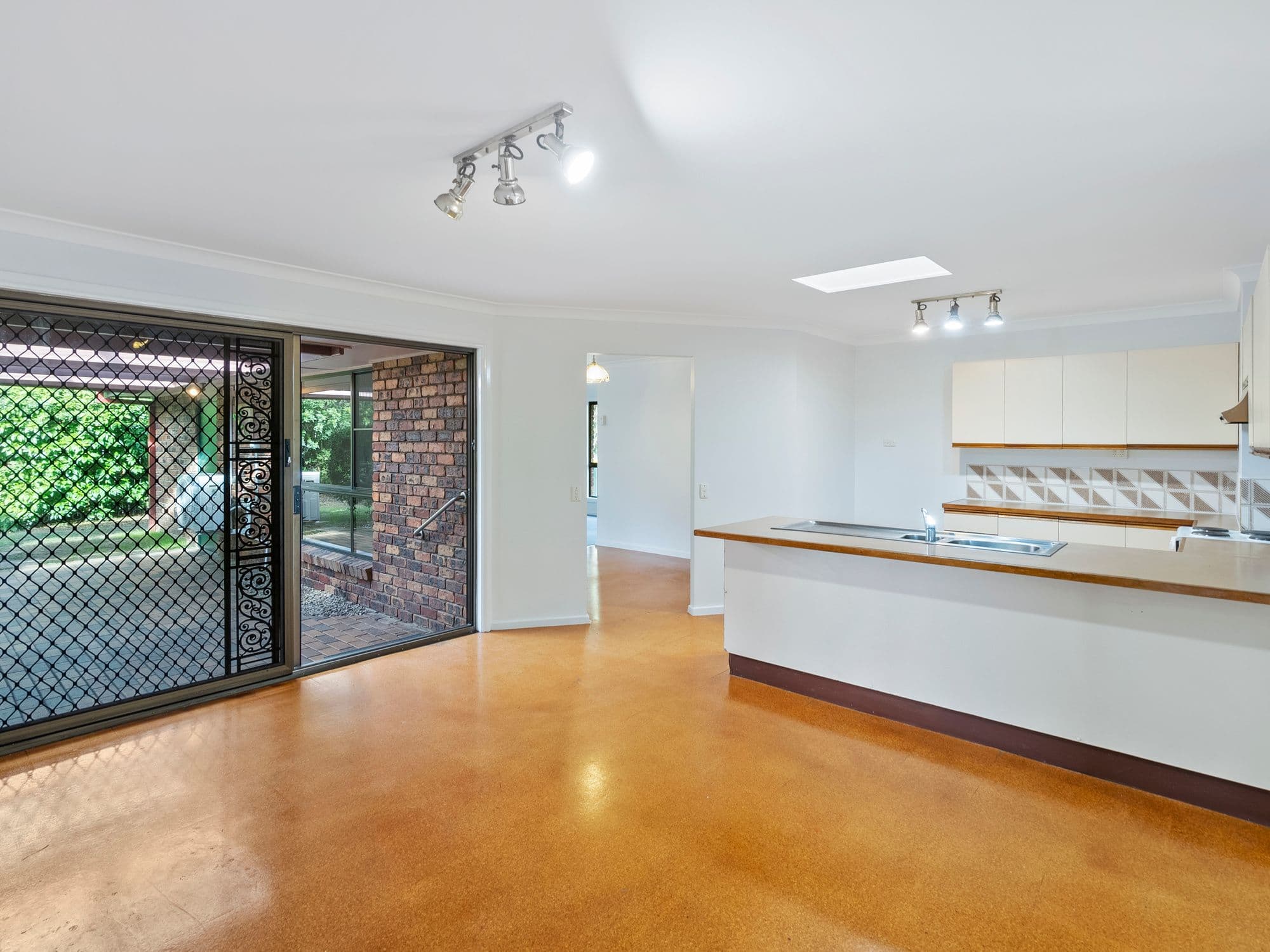 15 Isdell Street, Algester QLD 4115, Algester - Thumbnail 3